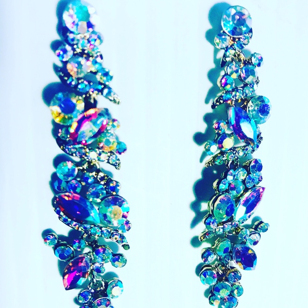 Celebrity Crystal Earing